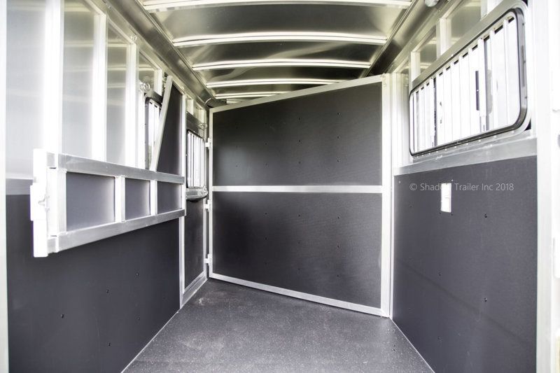 2026 Shadow 2 Horse Slant with Drop Feed Windows & Escape Door  - 22959927 - 6