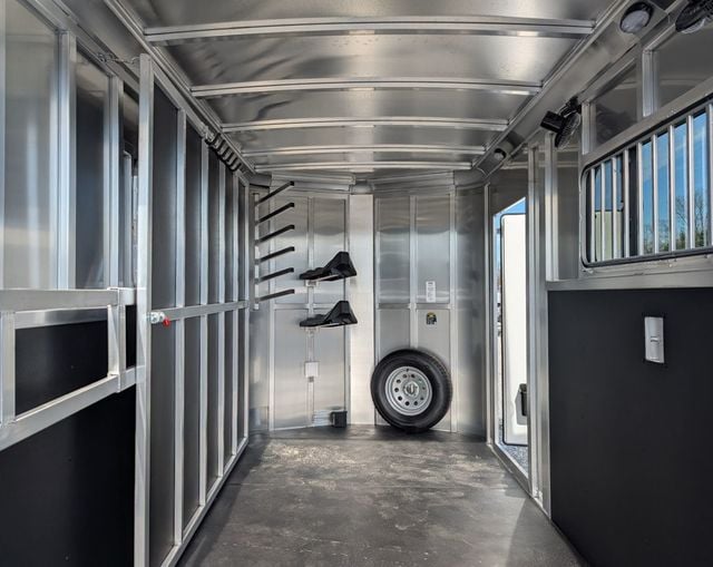 2026 Shadow 2 Horse Slant with Drop Feed Windows & Escape Door  - 22975980 - 6