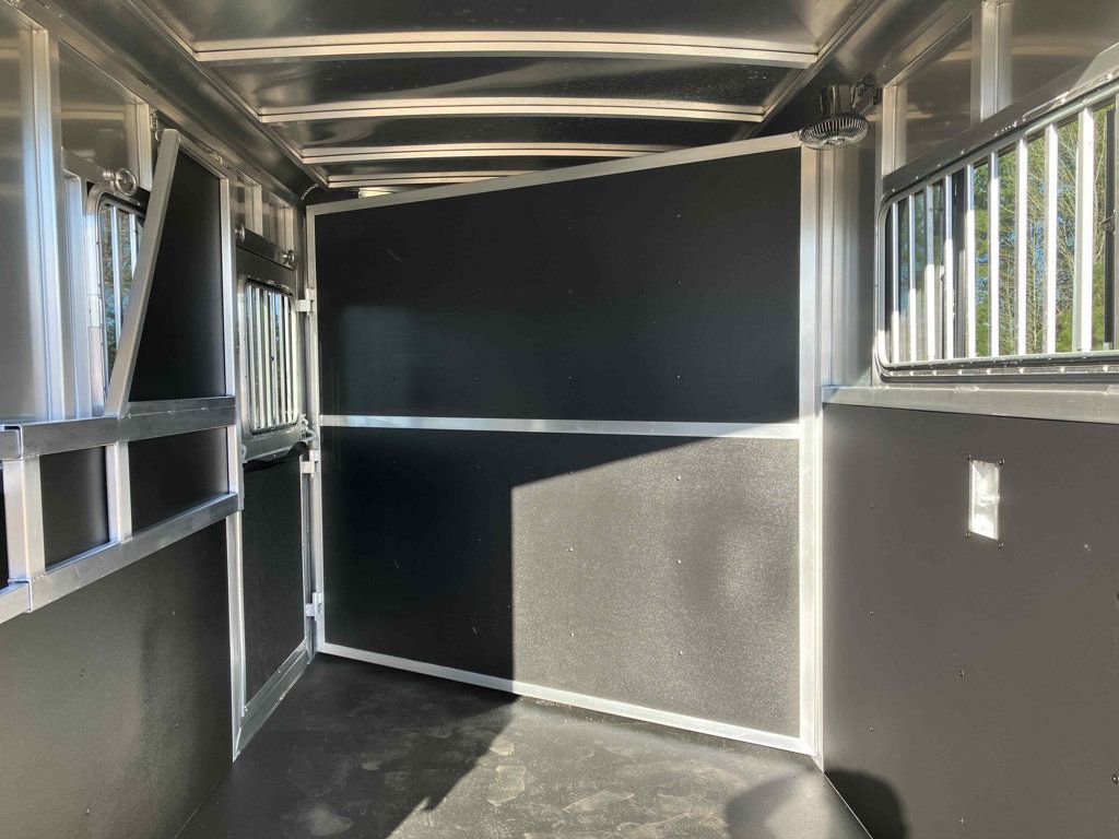 2026 Shadow 2 Horse Slant with Drop Feed Windows & Escape Door  - 22983801 - 8