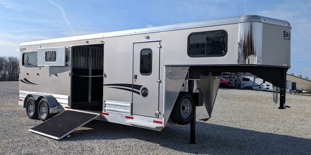 2026 Shadow 2+1 Straight Load w/ Box Stall and King Tack  - 22960335 - 1