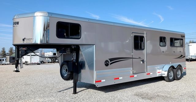 2026 Shadow 2+1 Straight Load w/ Box Stall and King Tack  - 22960335 - 3