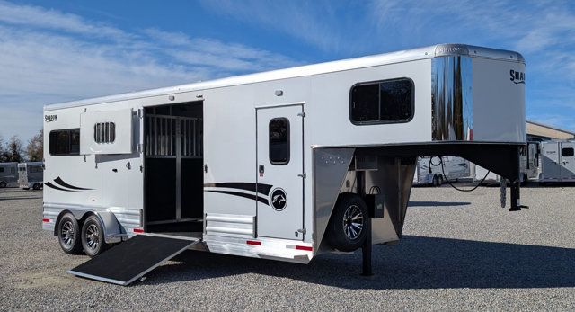 2026 Shadow 2+1 Straight Load w/ Box Stall and King Tack  - 22983851 - 1