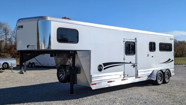 2026 Shadow 2+1 Straight Load w/ Box Stall and King Tack  - 22983851 - 3