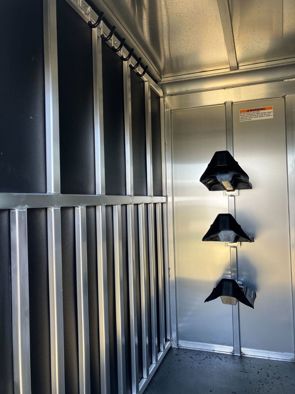 2026 Shadow 2+1 Straight Load with Box Stall  - 22953489 - 5