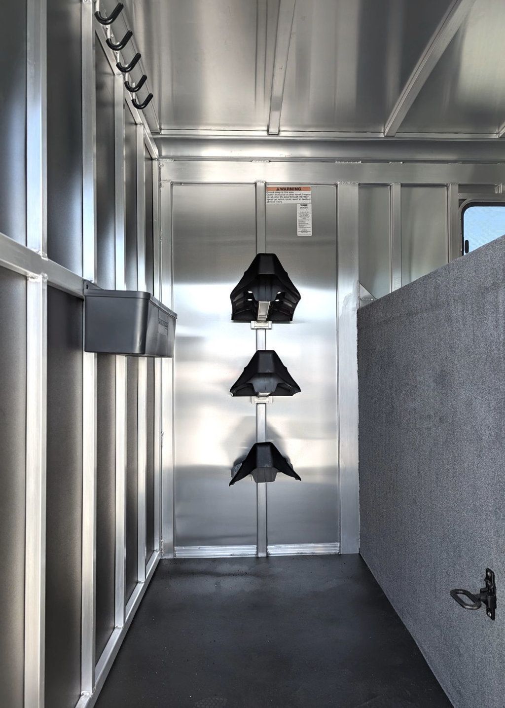 2026 Shadow 2+1 Straight Load with Box Stall  - 22953490 - 3