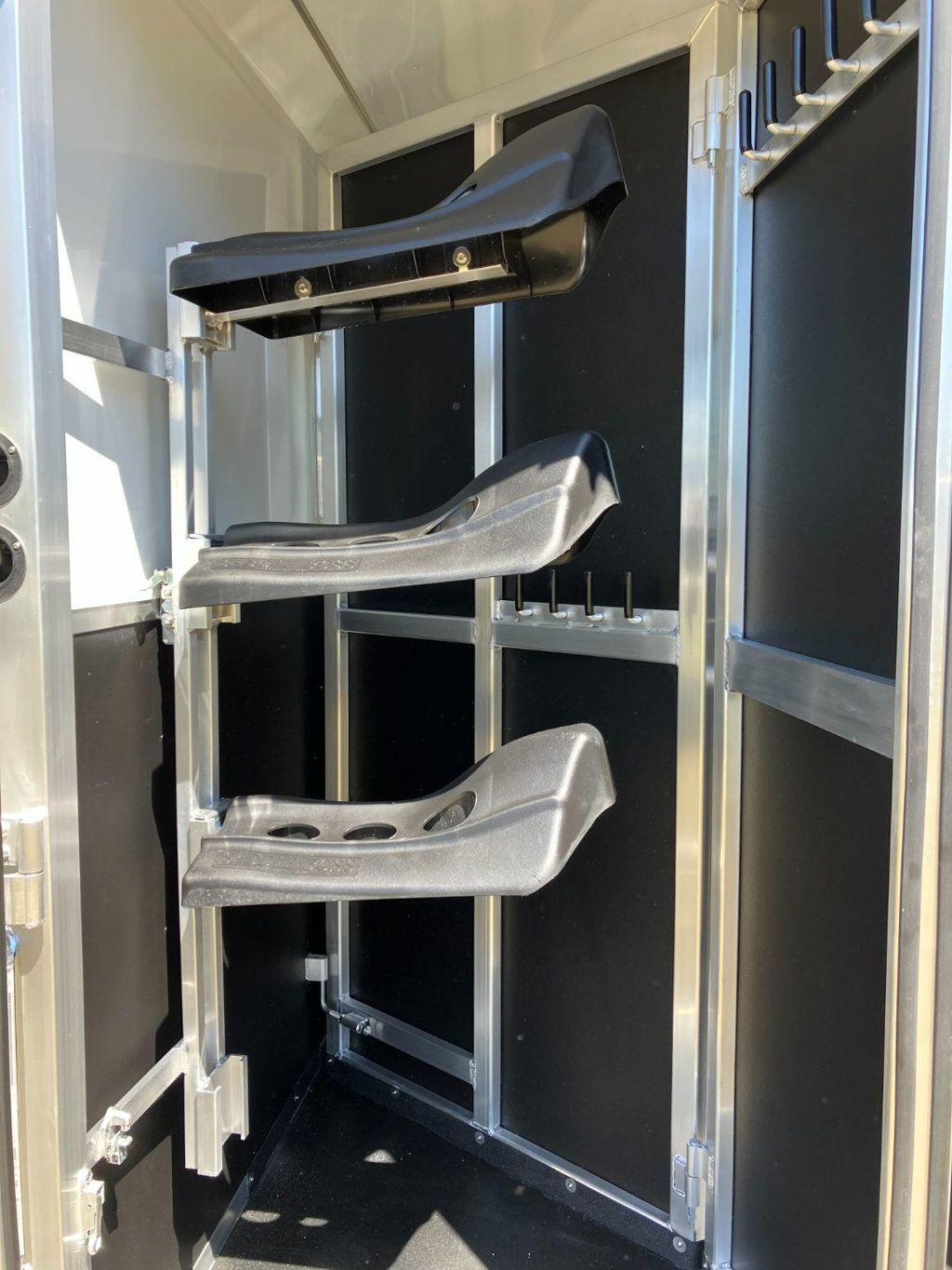 2026 Shadow 3 Horse Slant 10'6 Living Quarter-BIG Fridge!  - 23016429 - 4