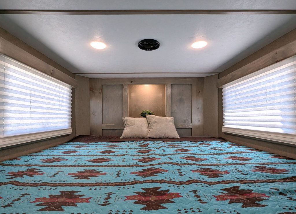 2026 Shadow 3 Horse Slant 7'6 Competitor Living Quarters  - 23035195 - 10