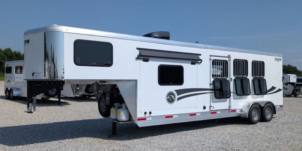 2026 Shadow 3 Horse Slant 9' Living Quarters w/ Slide  - 22983821 - 2