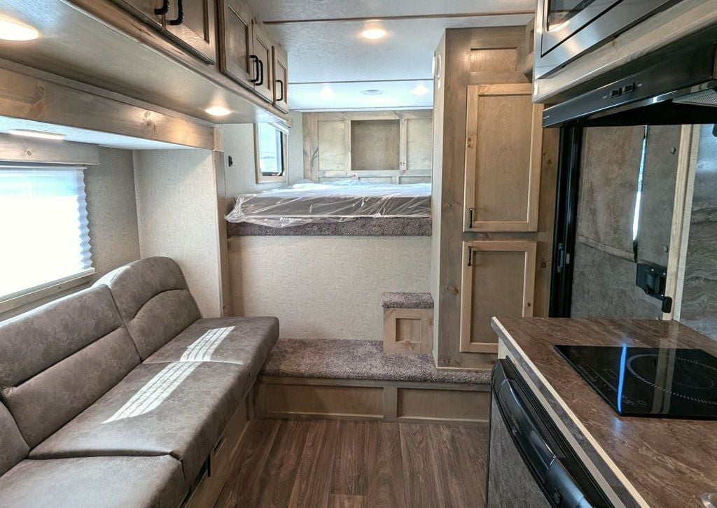 2026 Shadow 3 Horse Slant 9' Living Quarters with Slide  - 22885042 - 3
