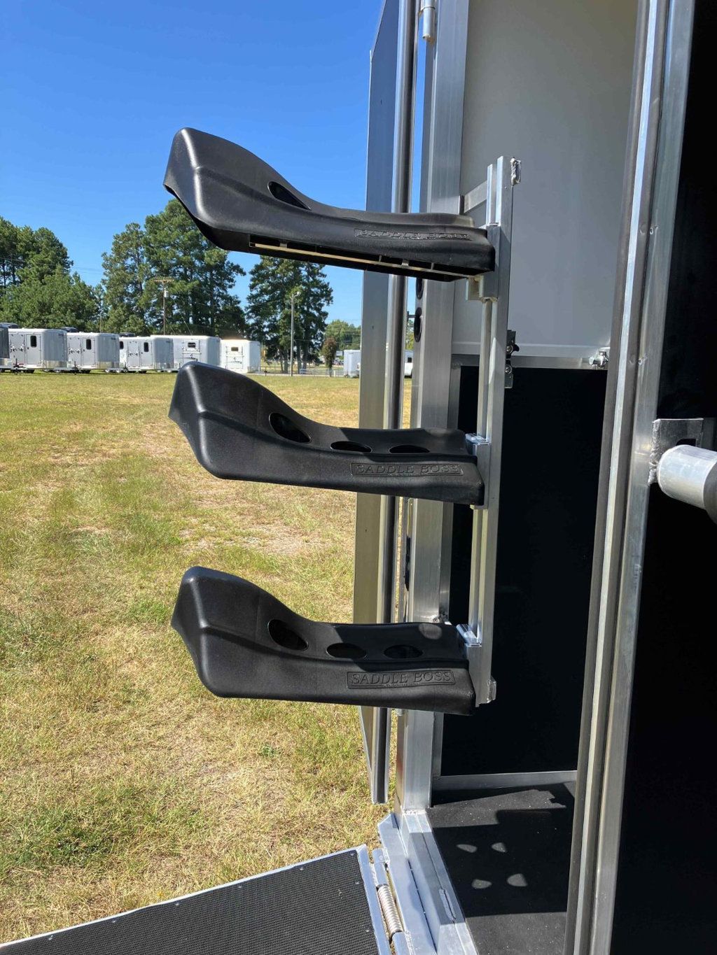 2026 Shadow 3 Horse Slant KingPro w/ Rear Ramp  - 22910599 - 7