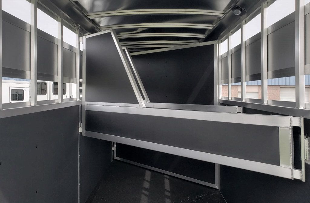 2026 Shadow 3 Horse Slant Load StableLite  - 22887092 - 4