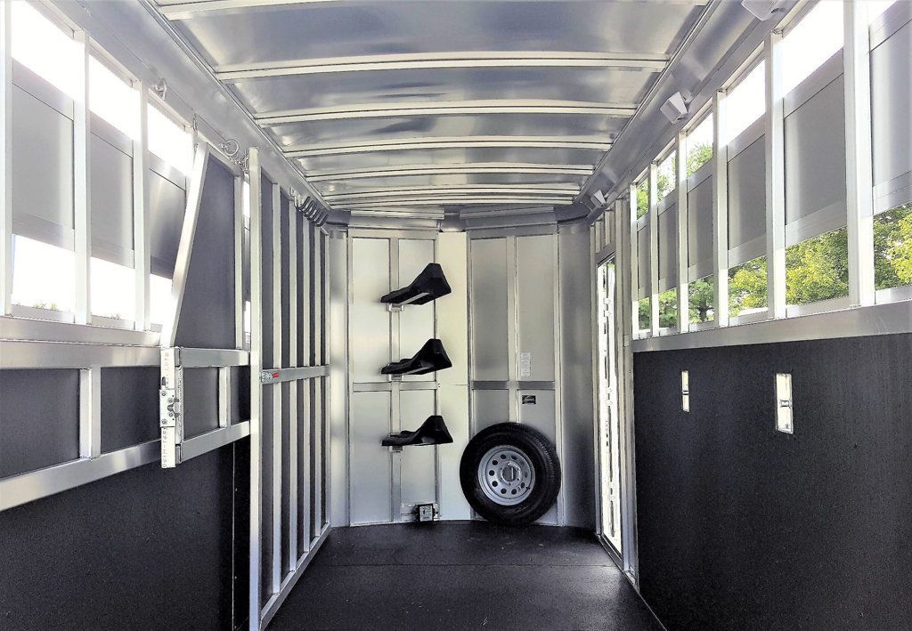 2026 Shadow 3 Horse Slant Open Air  - 22957209 - 9