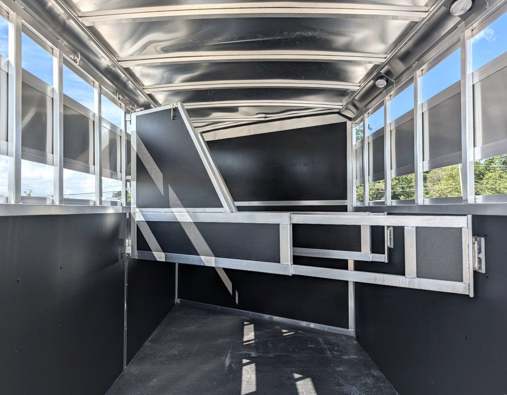 2026 Shadow 3 Horse Slant Open Slat Goose Neck  - 22899967 - 6