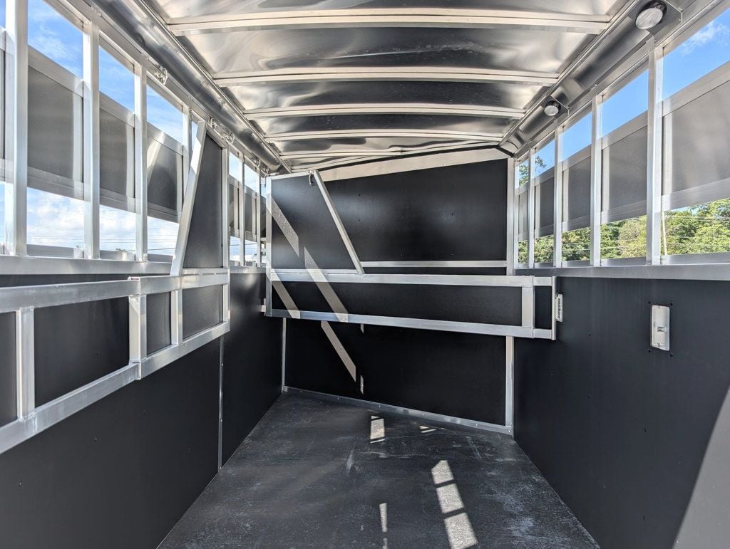 2026 Shadow 3 Horse Slant Open Slat Goose Neck  - 22899967 - 7