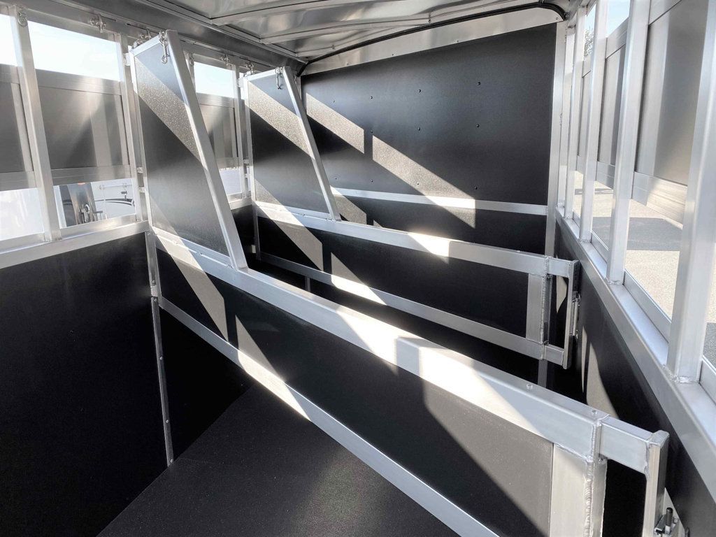 2026 Shadow 3 Horse Slant Open Slat Goose Neck  - 22899179 - 6
