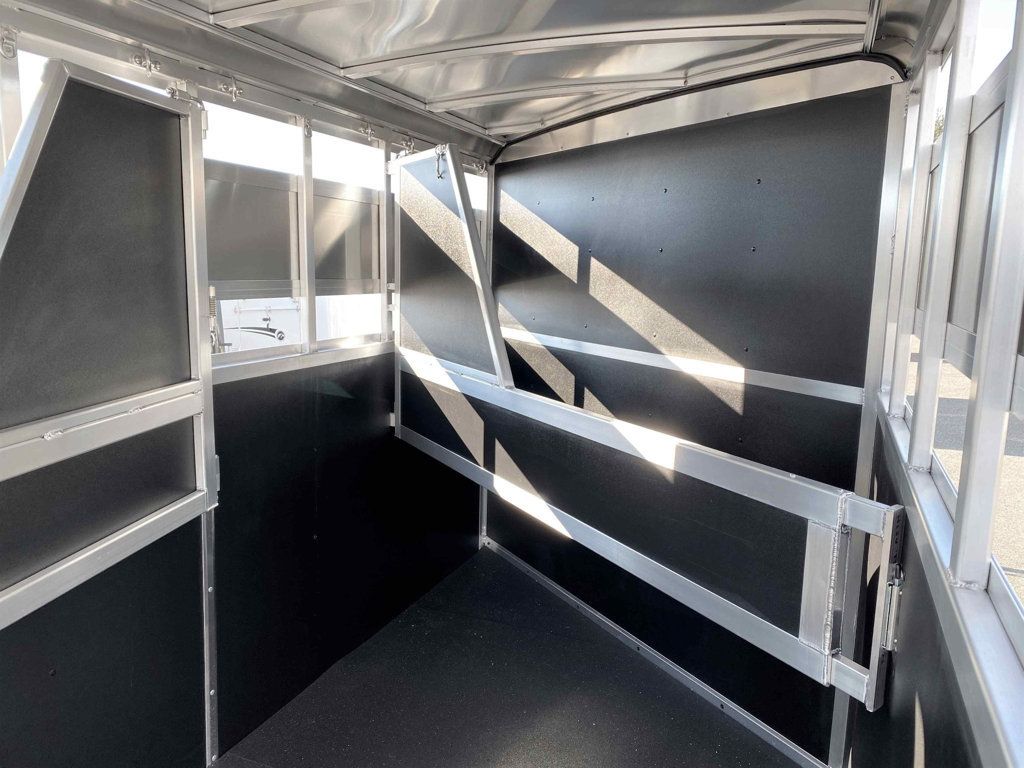 2026 Shadow 3 Horse Slant Open Slat Goose Neck  - 22899179 - 7