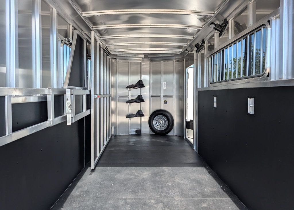 2026 Shadow 3 Horse Slant with Drop Feed Windows  - 22975985 - 9