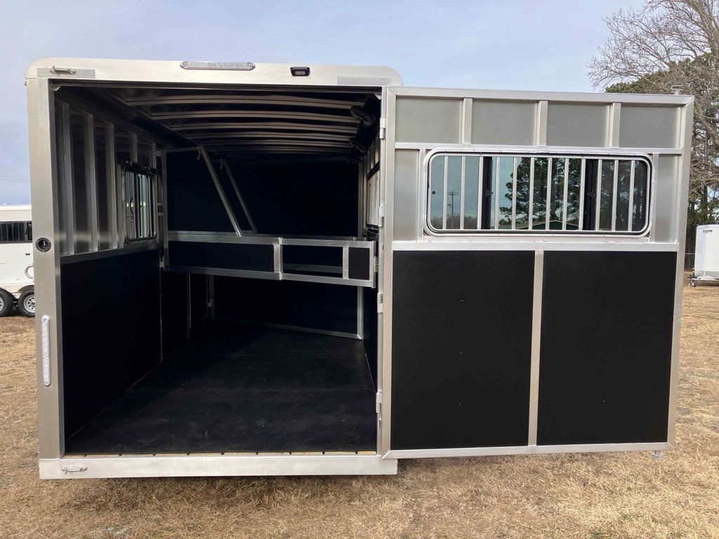 2026 Shadow 3 Horse Slant with Drop Feed Windows  - 22960735 - 4