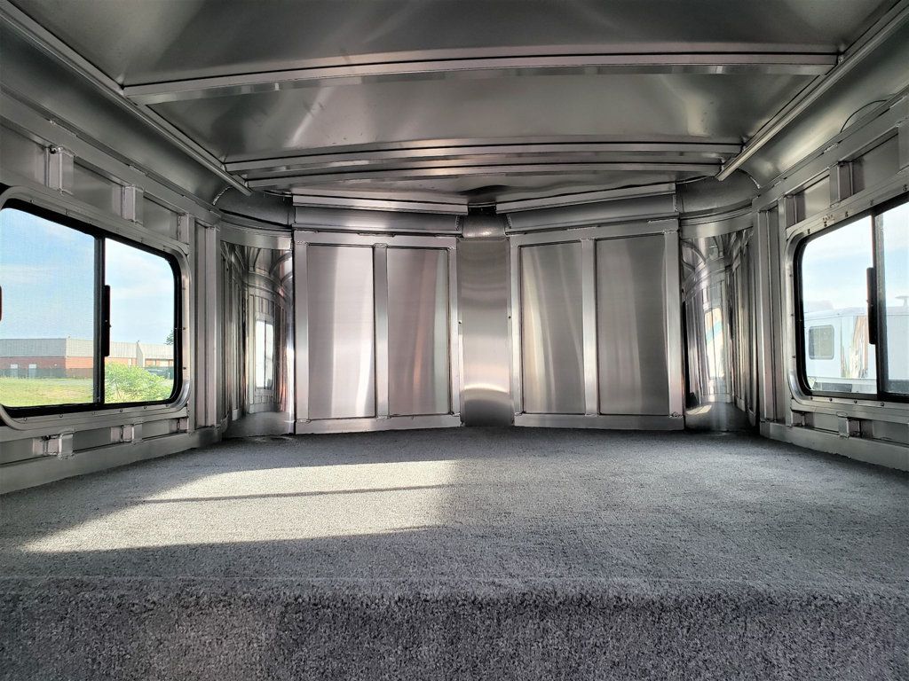 2026 Shadow 3 Horse Slant with Drop Feed Windows Goose Neck  - 22953924 - 3