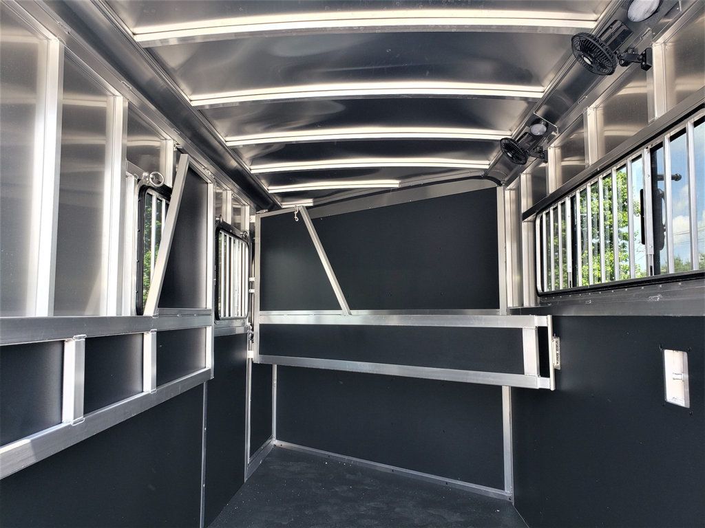 2026 Shadow 3 Horse Slant with Drop Feed Windows Goose Neck  - 23015356 - 7