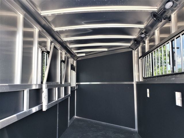 2026 Shadow 3 Horse Slant with Drop Feed Windows Goose Neck  - 23015356 - 8