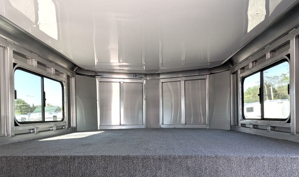 2026 Shadow 3 Horse Slant with Drop Feed Windows Goose Neck  - 23024439 - 3