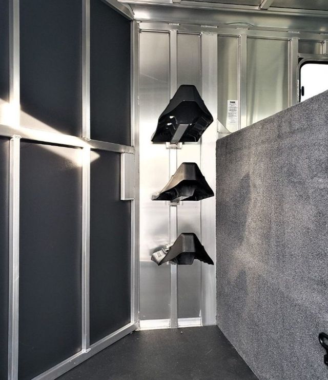 2026 Shadow 3 Horse Slant with Drop Feed Windows Goose Neck  - 22957620 - 2