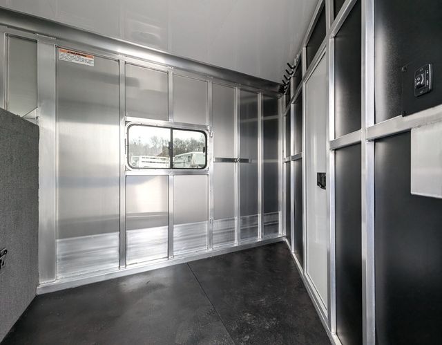 2026 Shadow 4 Horse Eventer Professional Series  - 22960734 - 1