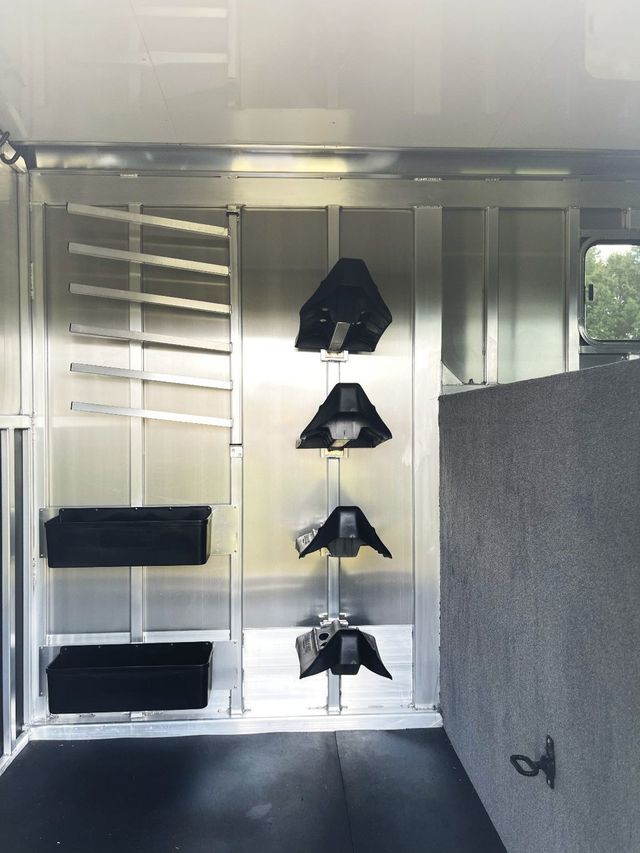 2026 Shadow 4 Horse Head to Head DRAFT w King Tack & Side Ramp  - 22904136 - 20