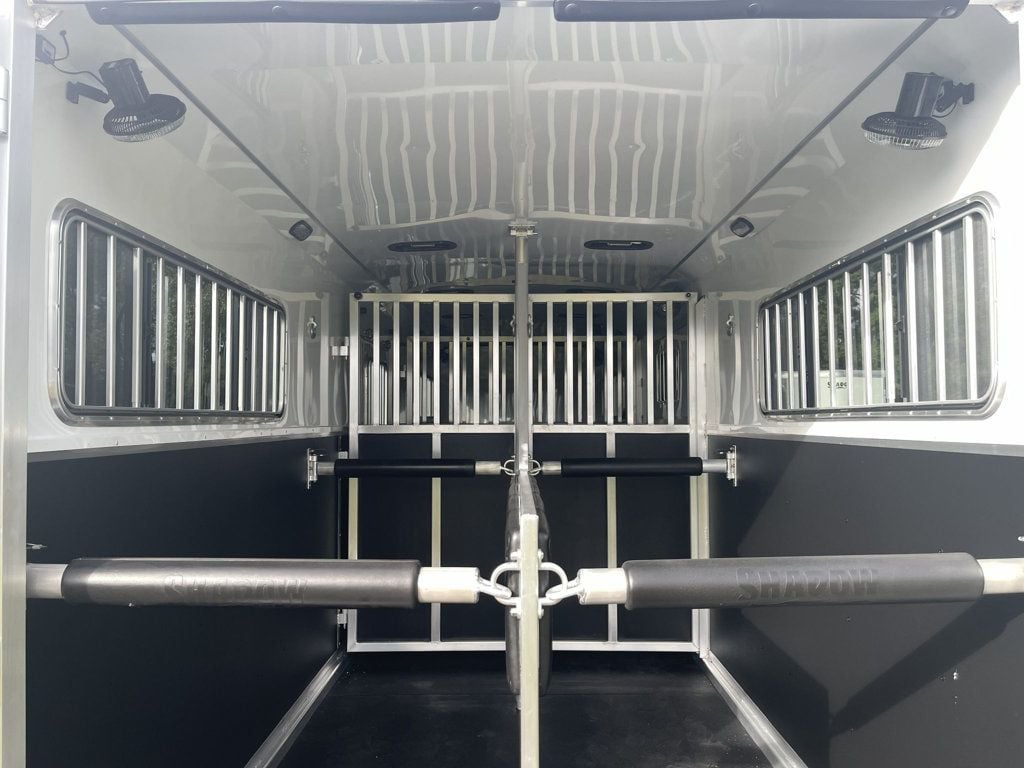 2026 Shadow 4 Horse Head to Head KingPro with Side Ramp  - 22932032 - 9