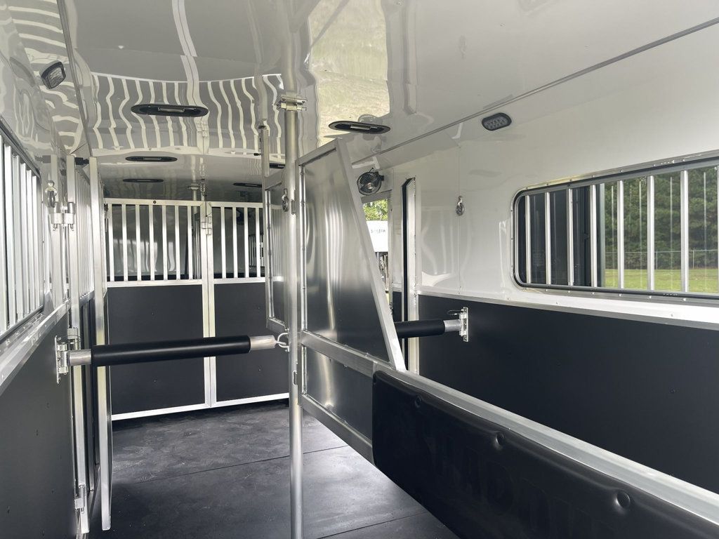 2026 Shadow 4 Horse Head to Head KingPro with Side Ramp  - 22932032 - 10