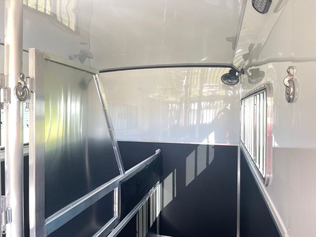 2026 Shadow 4 Horse Head to Head KingPro with Side Ramp  - 22932032 - 16