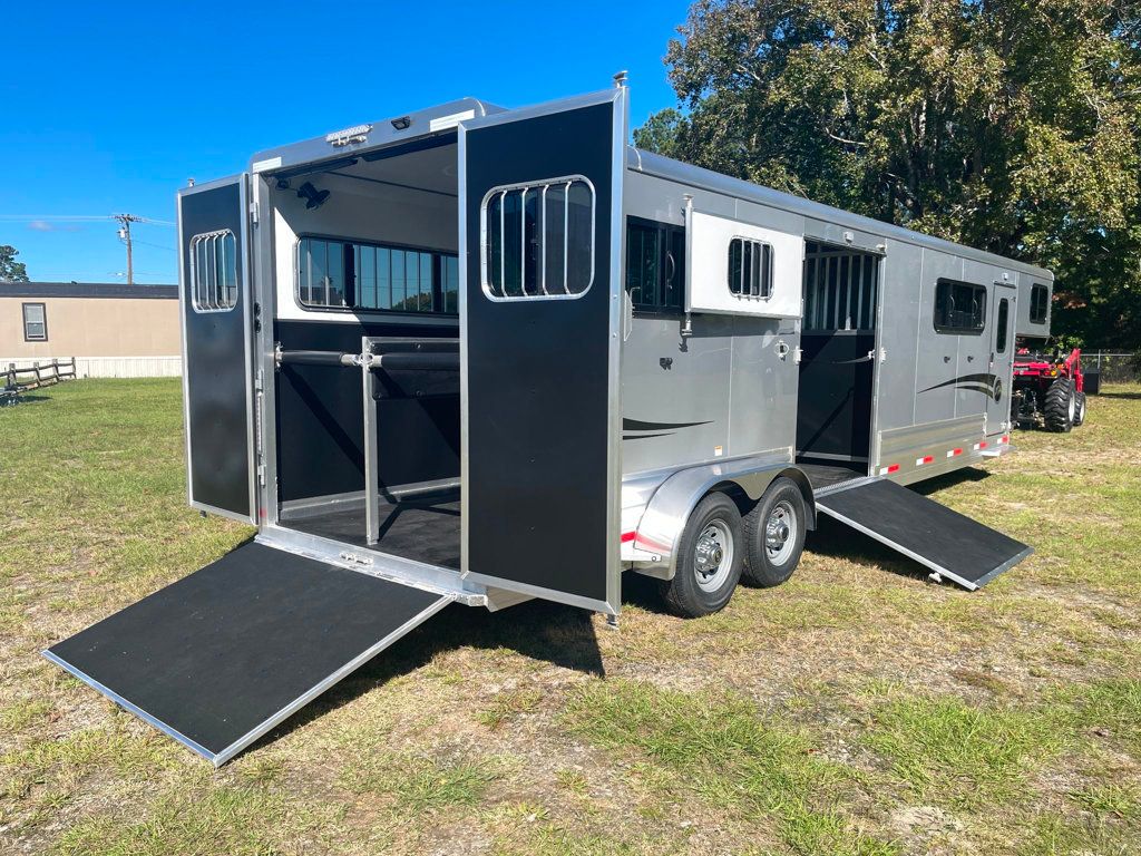 2026 Shadow 4 Horse Head to Head KingPro with Side Ramp  - 22932032 - 17