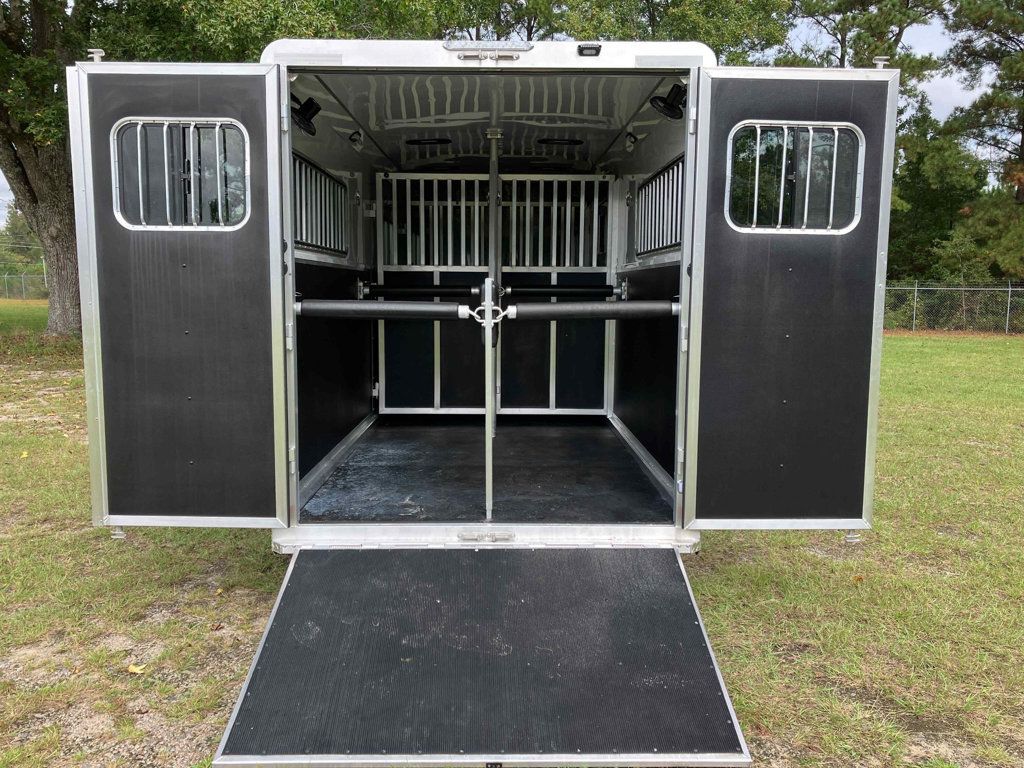 2026 Shadow 4 Horse Head to Head with Box Stall and King Tack  - 22925187 - 10