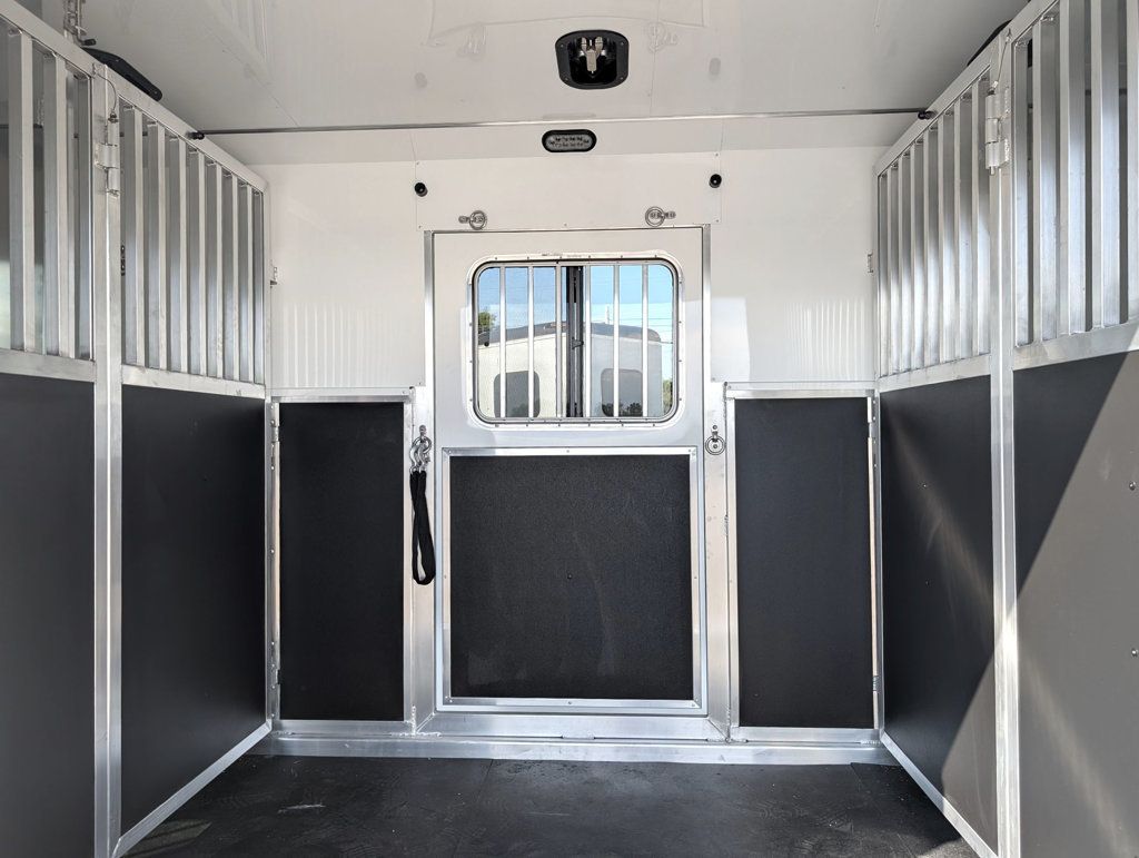 2026 Shadow 4 Horse Head to Head with Box Stall and Side Ramp  - 22916124 - 2