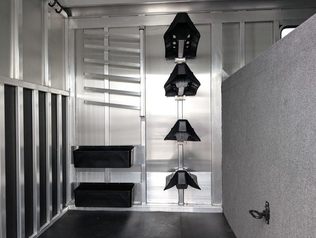 2026 Shadow 4 Horse Head to Head with Box Stall and Side Ramp  - 22942792 - 1