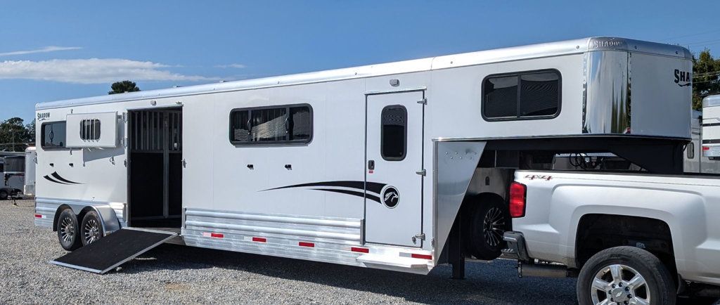 2026 Shadow 4 Horse Head to Head with Box Stall and Side Ramp  - 22942792 - 3