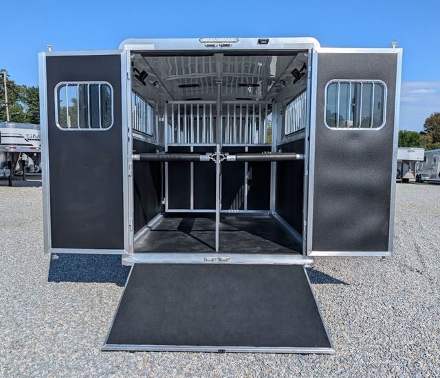 2026 Shadow 4 Horse Head to Head with Box Stall and Side Ramp  - 22942792 - 6