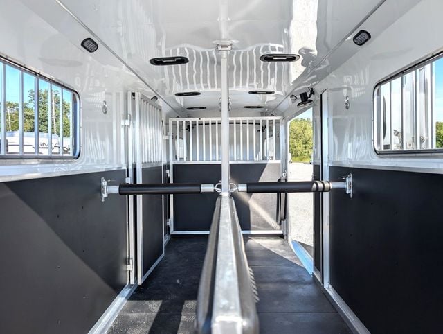 2026 Shadow 4 Horse Head to Head with Box Stall and Side Ramp  - 22942792 - 8