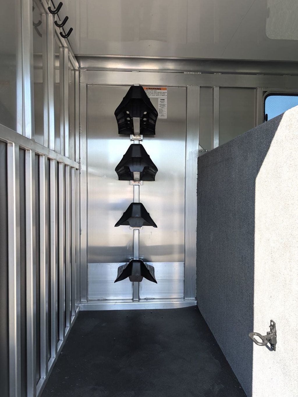 2026 Shadow 4 Horse Head to Head with Box Stall and Side Ramp  - 22976991 - 3