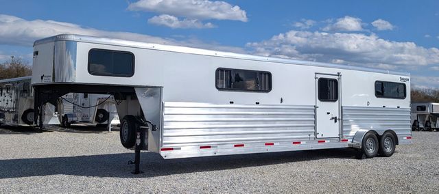 2026 Shadow 4 Horse Head to Head with Box Stall and Side Ramp  - 23009238 - 3