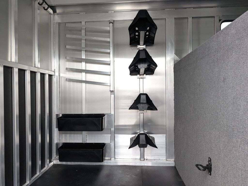 2026 Shadow 4 Horse Head to Head with King Tack & Side Ramp  - 22973584 - 1