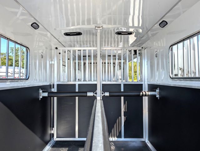 2026 Shadow 4 Horse Head to Head with King Tack & Side Ramp  - 22973584 - 8