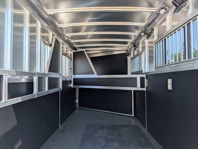 2026 Shadow 4 Horse Slant with Drop Feed Windows Goose Neck  - 23024423 - 7