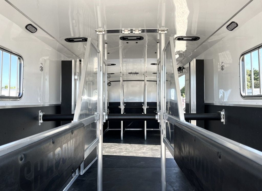 2026 Shadow 6 Horse Head to Head with King Tack & Side Ramp  - 22904772 - 11