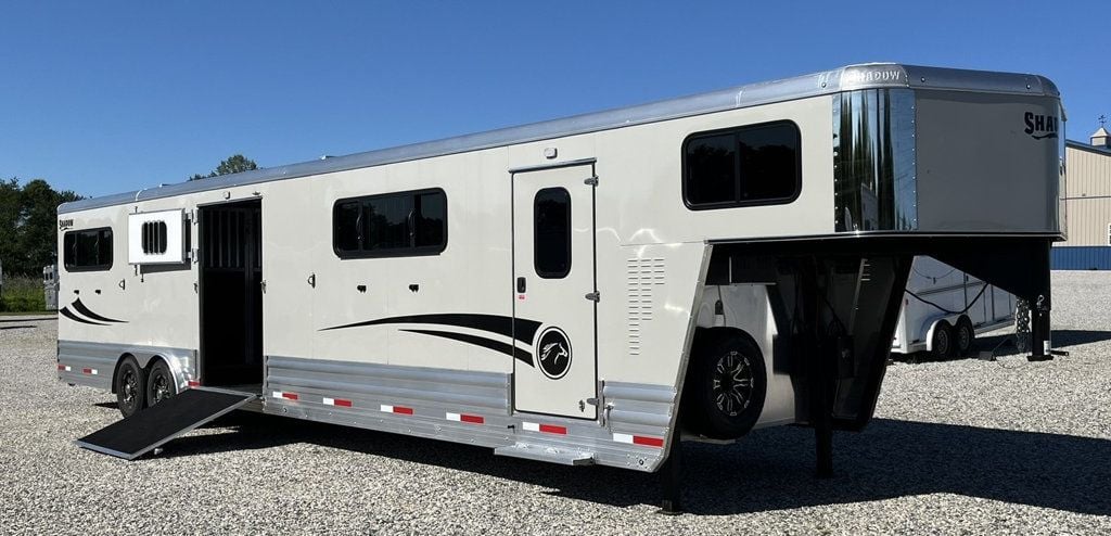 2026 Shadow 6 Horse Head to Head with King Tack & Side Ramp  - 22904772 - 1