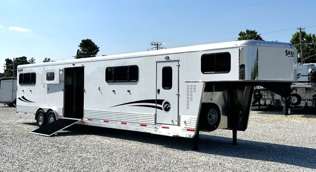 2026 Shadow 6 Horse Head to Head with King Tack & Side Ramp  - 22931575 - 2