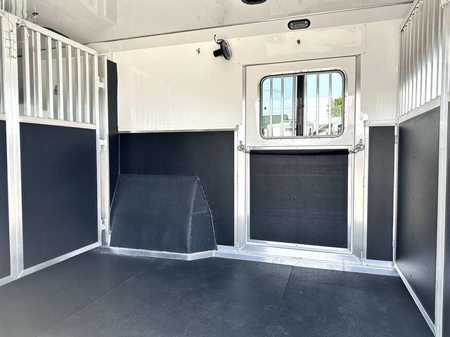 2026 Shadow 6 Horse Head to Head with King Tack & Side Ramp  - 22931575 - 3