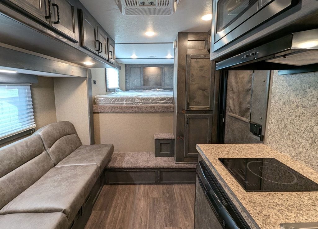 2026 Shadow 8 Pen Low Pro w/ 9' Living Quarters  - 22954111 - 13