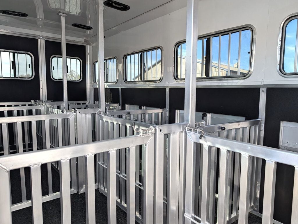 2026 Shadow 8 Pen Low Pro w/ 9' Living Quarters  - 22954111 - 3